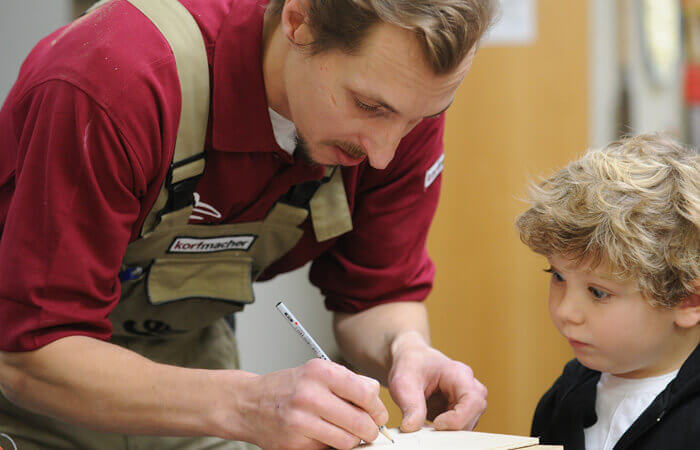 Neugierig auf die Tischlerei | Schreinerei Korfmacher Holzverarbeitung? Persönliche Termine nach Vereinbarung.